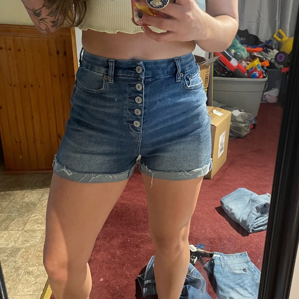 American Eagle Stretch Jean Shorts buttoned up front